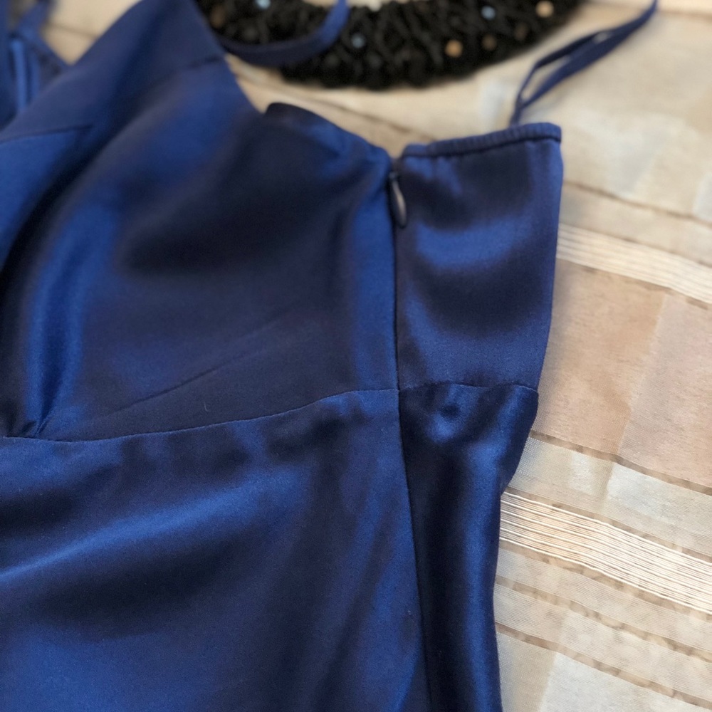 Express Silk Top - Picture 5 of 8